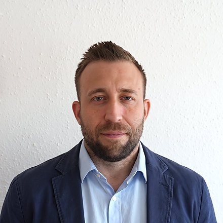 Dr. Christopher Eibl